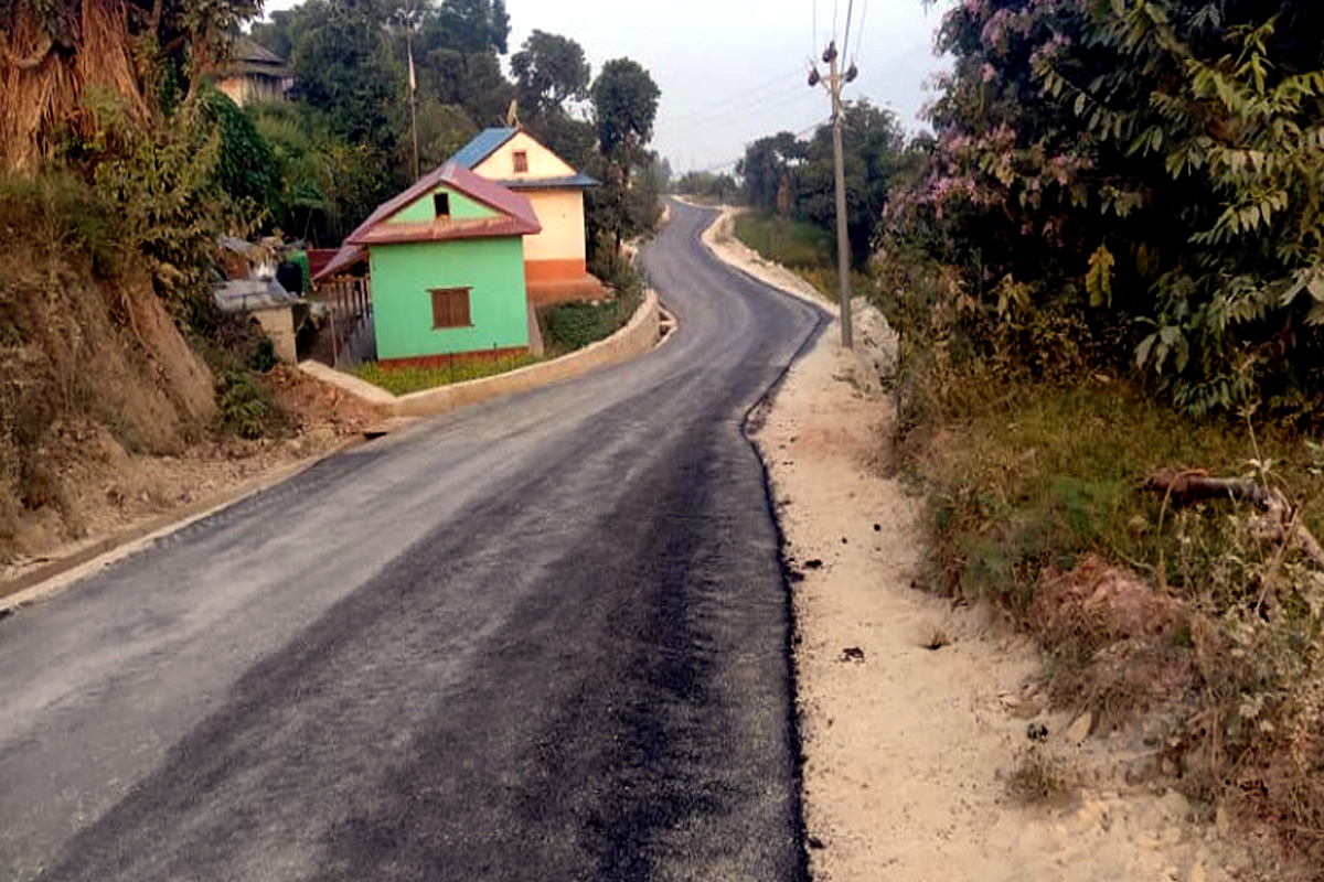 रामेछापमा १५० किलोमिटर सडक कालोपत्रे